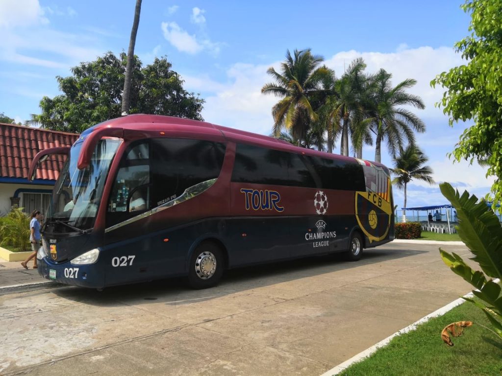 autobus 027 vega tours